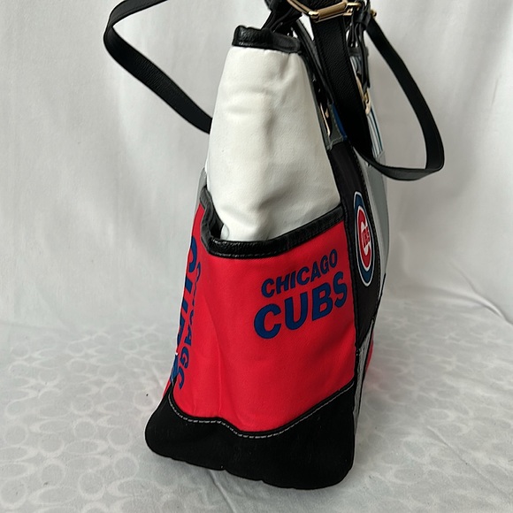 The Bradford Exchange Chicago Cubs Messenger Bag Purse 🐻🐻 - Picture 4 of 9